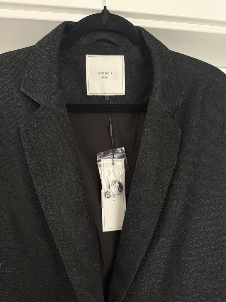 Neo Noir blazer